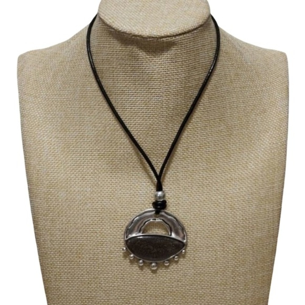 Treska Silver Tone Hammered Metal Stone Inlay Black Cord Pendant Necklace NWT